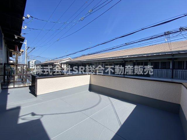 東鴻池町4丁目中古戸建のバルコニー|東側は開放感のある広めの陽当たり良好のバルコニーです！