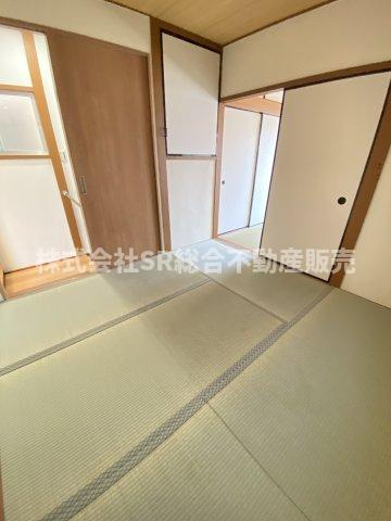 東鴻池町4丁目中古戸建の和室|い草の香りが落ち着く素敵な和室です