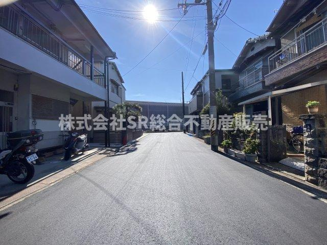 東鴻池町4丁目中古戸建の前面道路含む現地写真|前面道路含む現地写真です