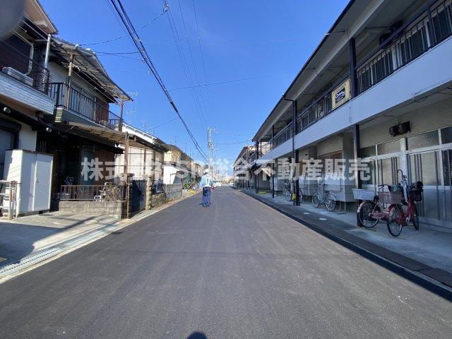 東鴻池町4丁目中古戸建の前面道路含む現地写真|前面道路含む現地写真です