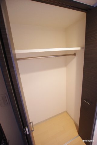 スワンズシティ堂島川　仲介手数料無料の収納