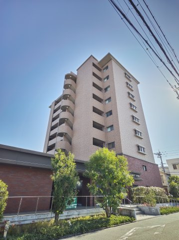 BRAVE COURT　香里園の外観