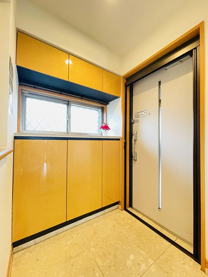 【玄関】 | グランド・ルー博多南ガーデネッセ