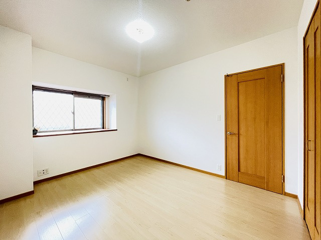 【洋室】 | グランド・ルー博多南ガーデネッセ