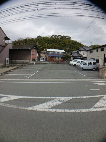 サンシャインハイツの駐車場