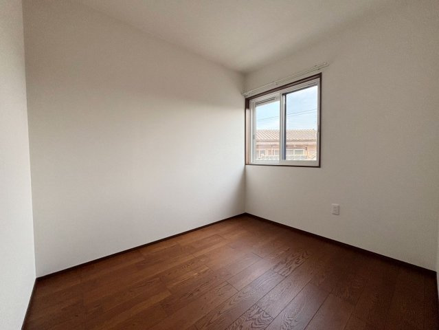 久留米市野中町8号地の洋室|自分時間を充実させながら心豊かなひとときを過ごすための大切な個室空間。