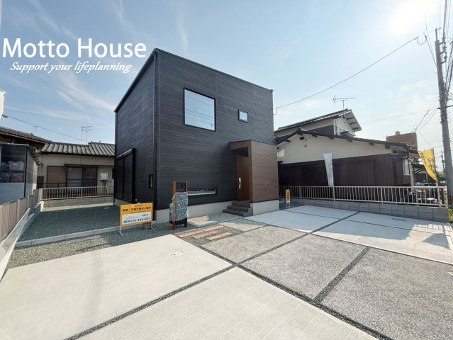 久留米市野中町8号地の外観|おしゃれな新築戸建♪