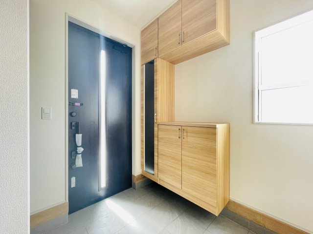 【玄関】 | 深谷市上野台　ブルーミングガーデン　新築戸建　全1棟　1号棟