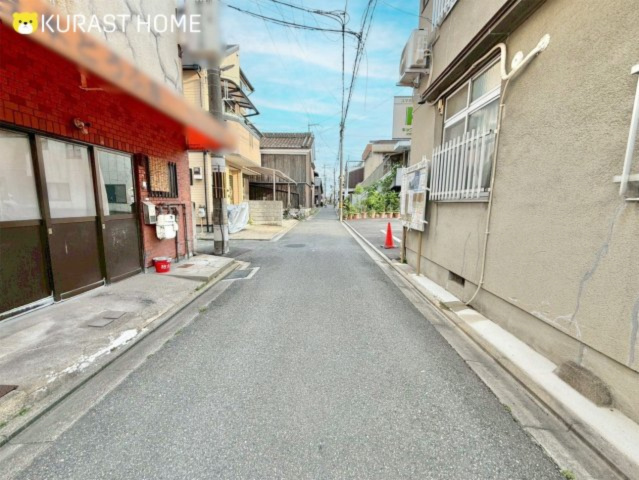 京都市南区八条源町　建築条件なし土地の前面道路含む現地写真|東側前面道路