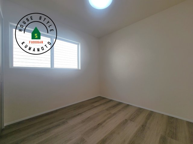 宇城市松橋町両仲間第4-5棟（3号棟）の子供部屋|穏やかな光が差し込む室内には、穏やかな時間が流れます。