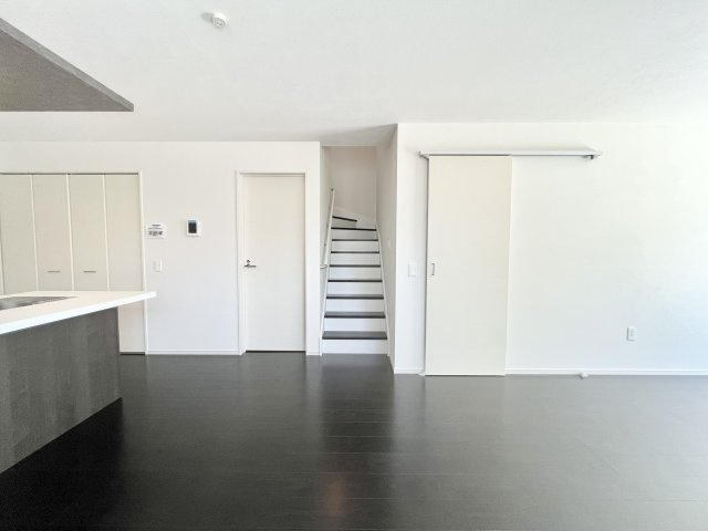 深井北町1期1棟の居間・リビング