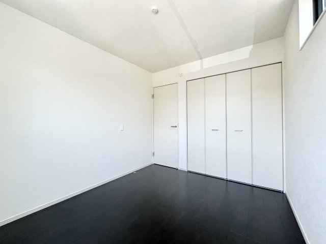 深井北町1期1棟の洋室