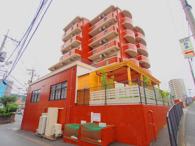 プーテゥジュール２番街の外観