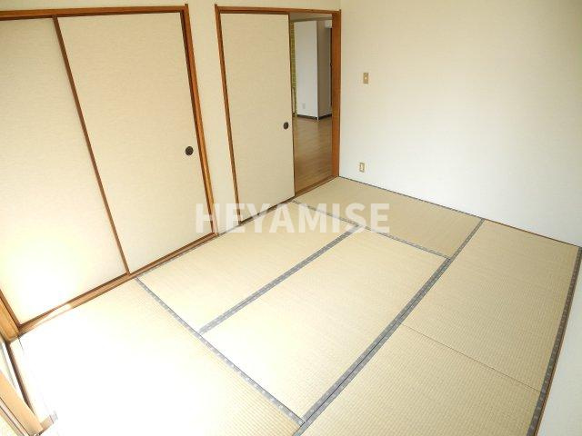 上小島ハイツの和室|※類似間取りのお部屋の参考画像です※