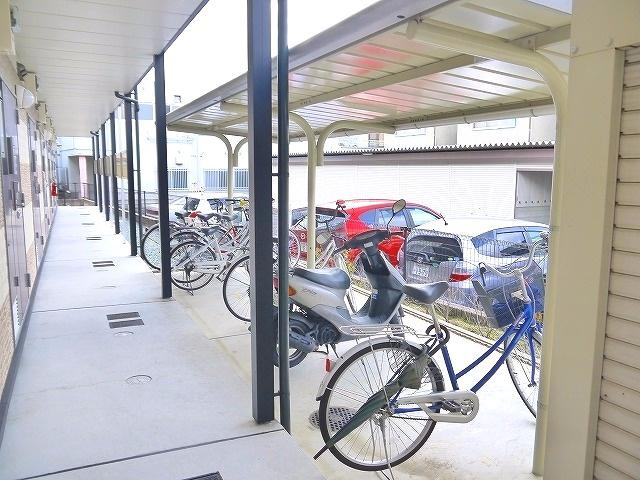 レオパレス和（西九条町）のその他共用部分|自転車置場です