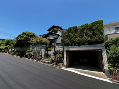 【外観】 | 赤坂台４丁　中古戸建 | 南海泉北線「光明池」駅まで徒歩１７分！毎日の通勤や通学に便利です♪