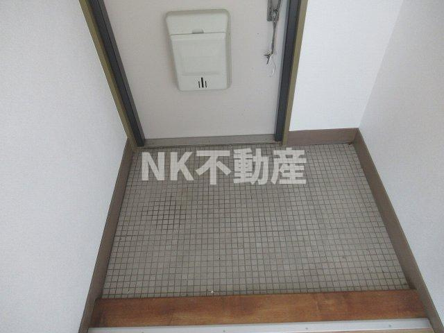 【玄関】 | NSハイツ鴻池（鴻池新田賃貸） | 明るい玄関です