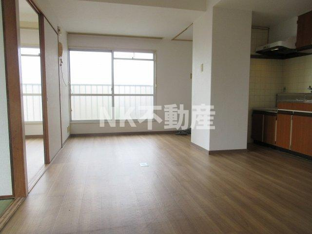 【居間・リビング】 | NSハイツ鴻池（鴻池新田賃貸） | リビングです