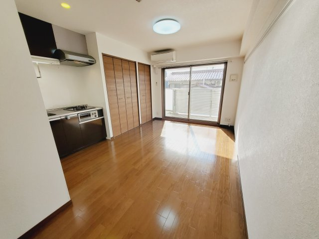 プレシャス小林の居間・リビング