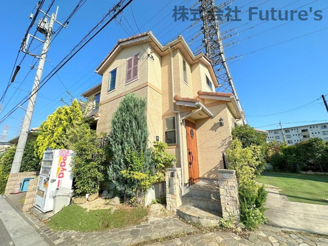 吉川市美南4丁目　中古戸建の外観|JR武蔵野線「吉川美南」駅徒歩11分で通勤・通学に便利！ポラス施工の2014年10月築の中古戸建