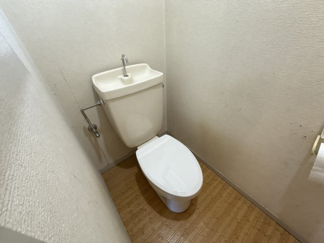 アーバンライフホワイトのトイレ