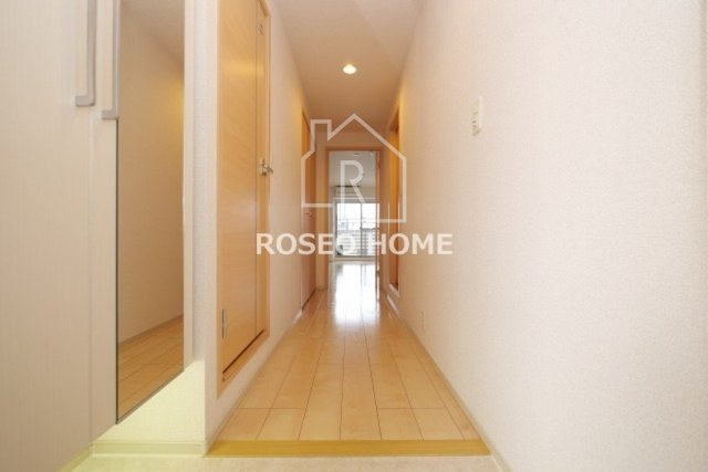 ラヴィータ西梅田の玄関|同マンション別部屋：参考写真