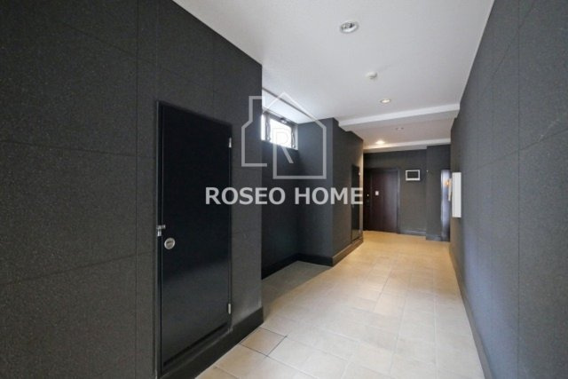 ラヴィータ西梅田のロビー