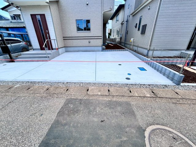 清水11番20　新築戸建　A号棟の駐車場|並列2台可能です！