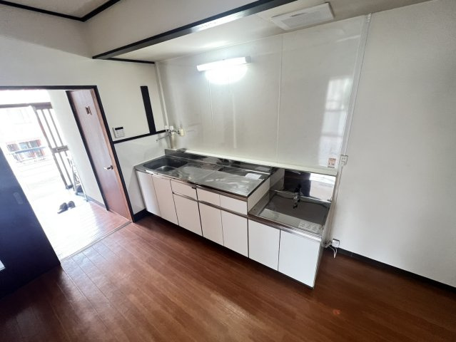 さつきが丘花島住宅のキッチン