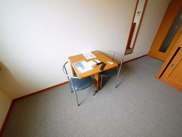 レオパレス和（西九条町）の設備|家具も付いてます。