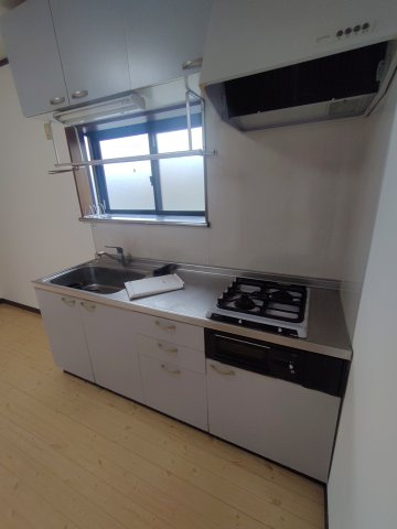 Bergおぐりのキッチン|同建物内別部屋の写真です。