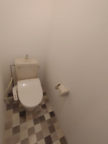 Bergおぐりのトイレ|同建物内別部屋の写真です。