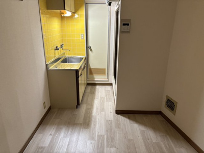 【居間・リビング】 | サン玉出マンション