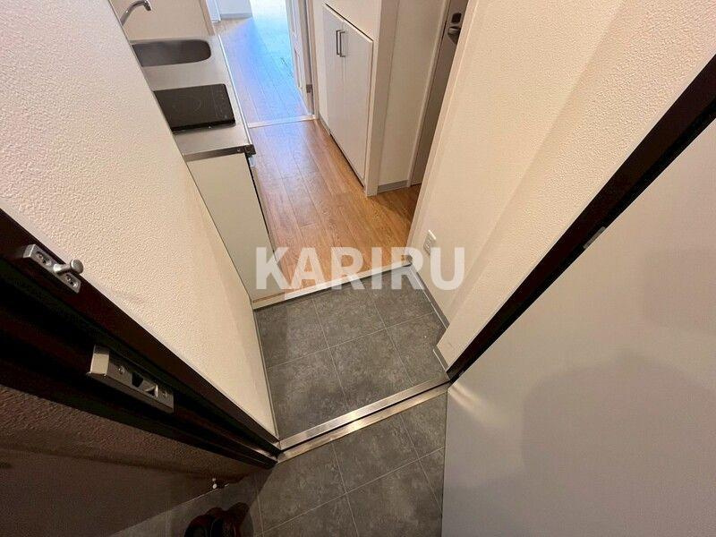 エイトステイツ玉造の玄関