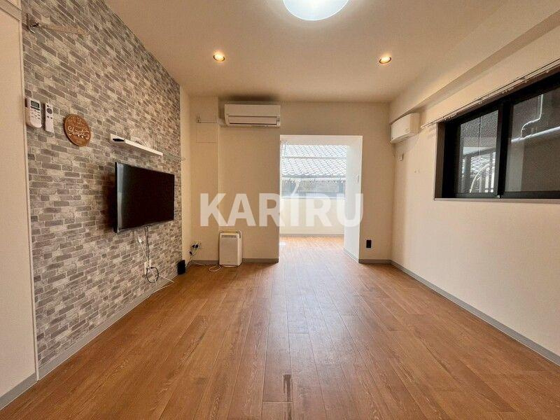 エイトステイツ玉造の居間・リビング