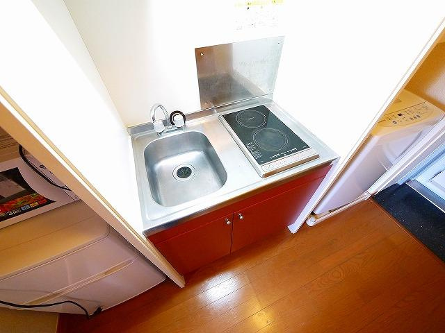 レオパレスＴａｋｕｙａⅢのキッチン|キッチンでお料理をお楽しみください