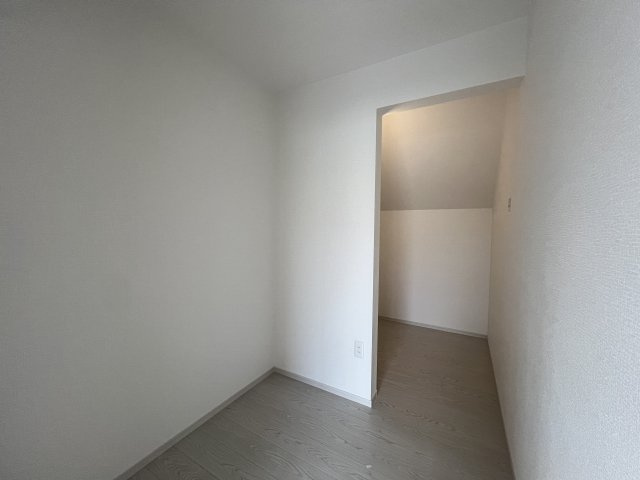 駐車場３台、いや、４台イケるんじゃ？な【栄区野七里】新築戸建の収納|収納があります