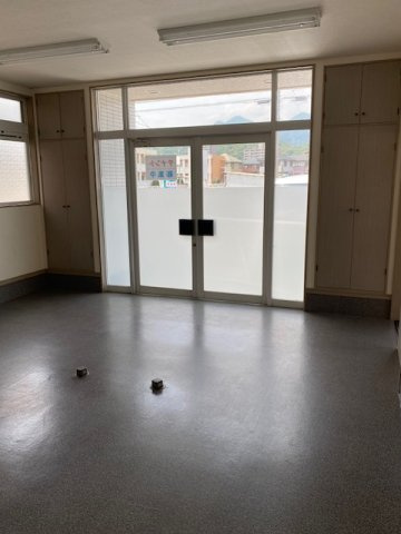 セザールフジイ事務所の居間・リビング