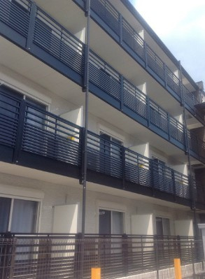 レジスター本郷の外観