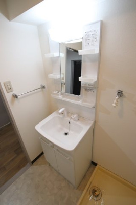 【独立洗面台】 | メゾングリフィン