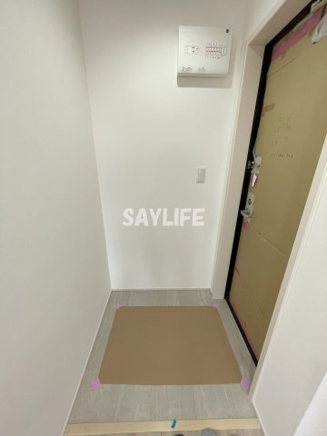フジパレス俊徳道V番館の玄関