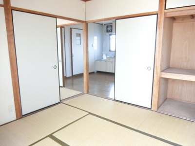 【寝室】 | シャトーかわもと