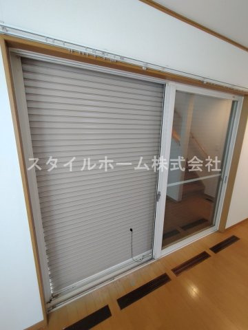 OMメゾンZoushiのセキュリティ|同建物内別部屋の写真です。