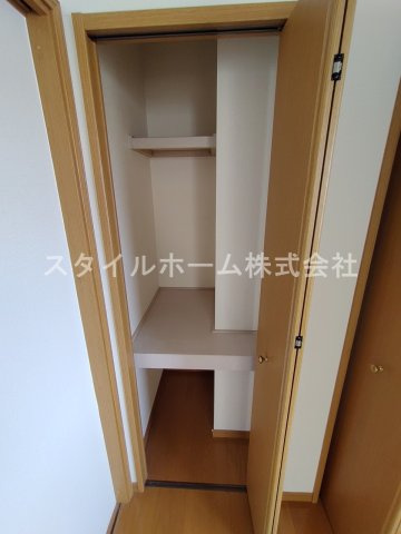 OMメゾンZoushiの収納|同建物内別部屋の写真です。