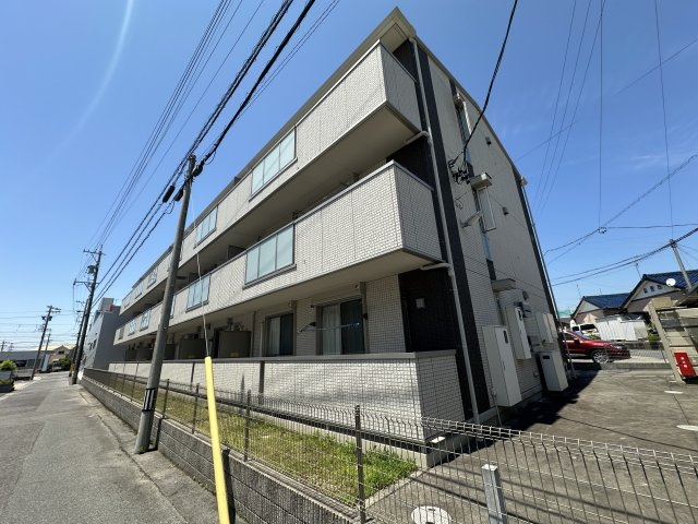 クリア　トゥレスＡの外観
