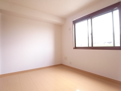  | ユウ・カサグランデ