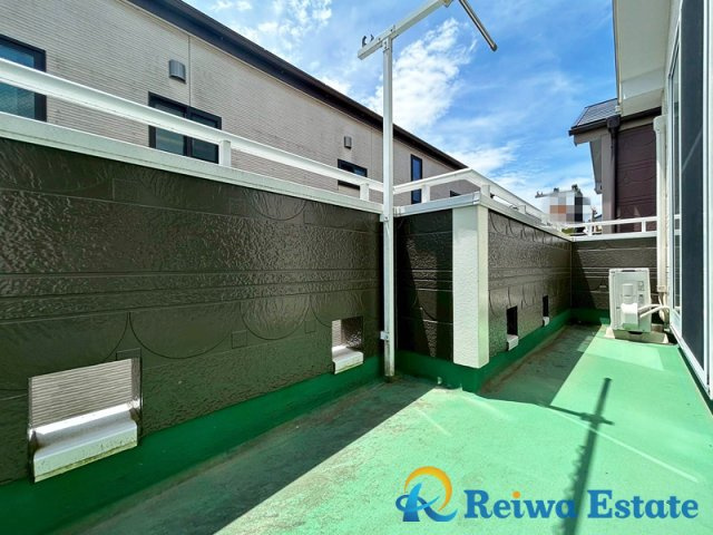 中古戸建　茅ヶ崎市室田3丁目のバルコニー