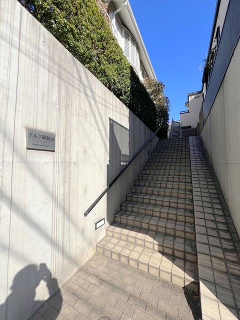 ドルフ諏訪山のエントランス|★エントランス★