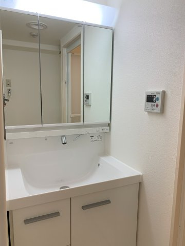 サンシティ朝霧の独立洗面台|施工例