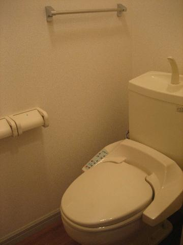 グランディール　パインのトイレ|シャワー付トイレ